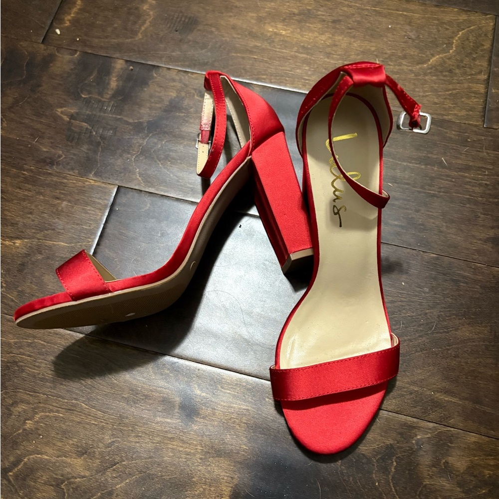 Lulu’s Women's Red Ankle-Strap Block Heel Sandals